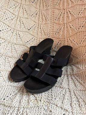Ralph Lauren Women’s Black Slide Heeled Sandal with Elastic Straps 8 1/2 M